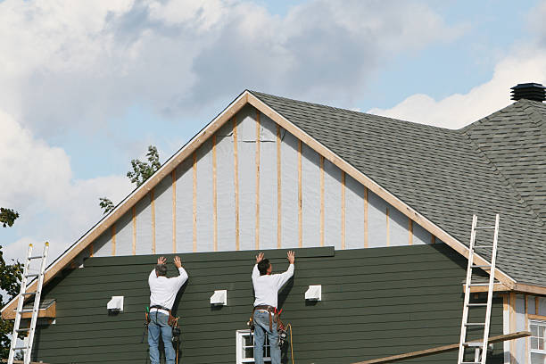 Professional Siding Installation technician working in Somerville, OH